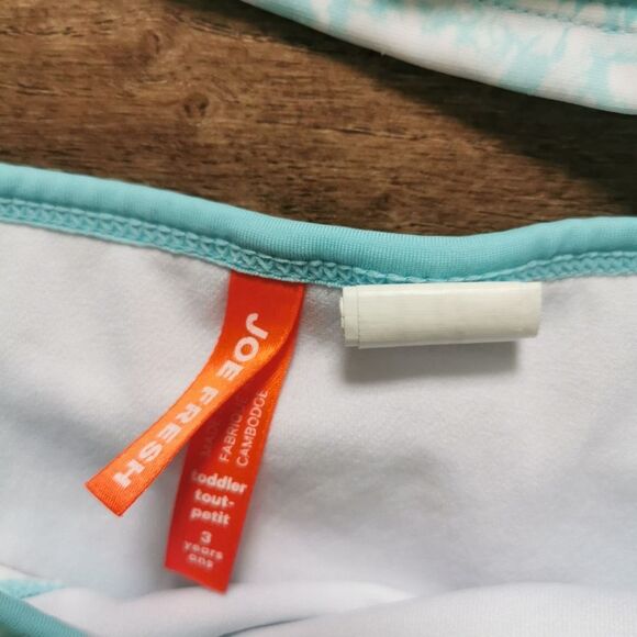 2/$15 Joe Fresh girls swimsuit size 3 - Picture 3 of 4